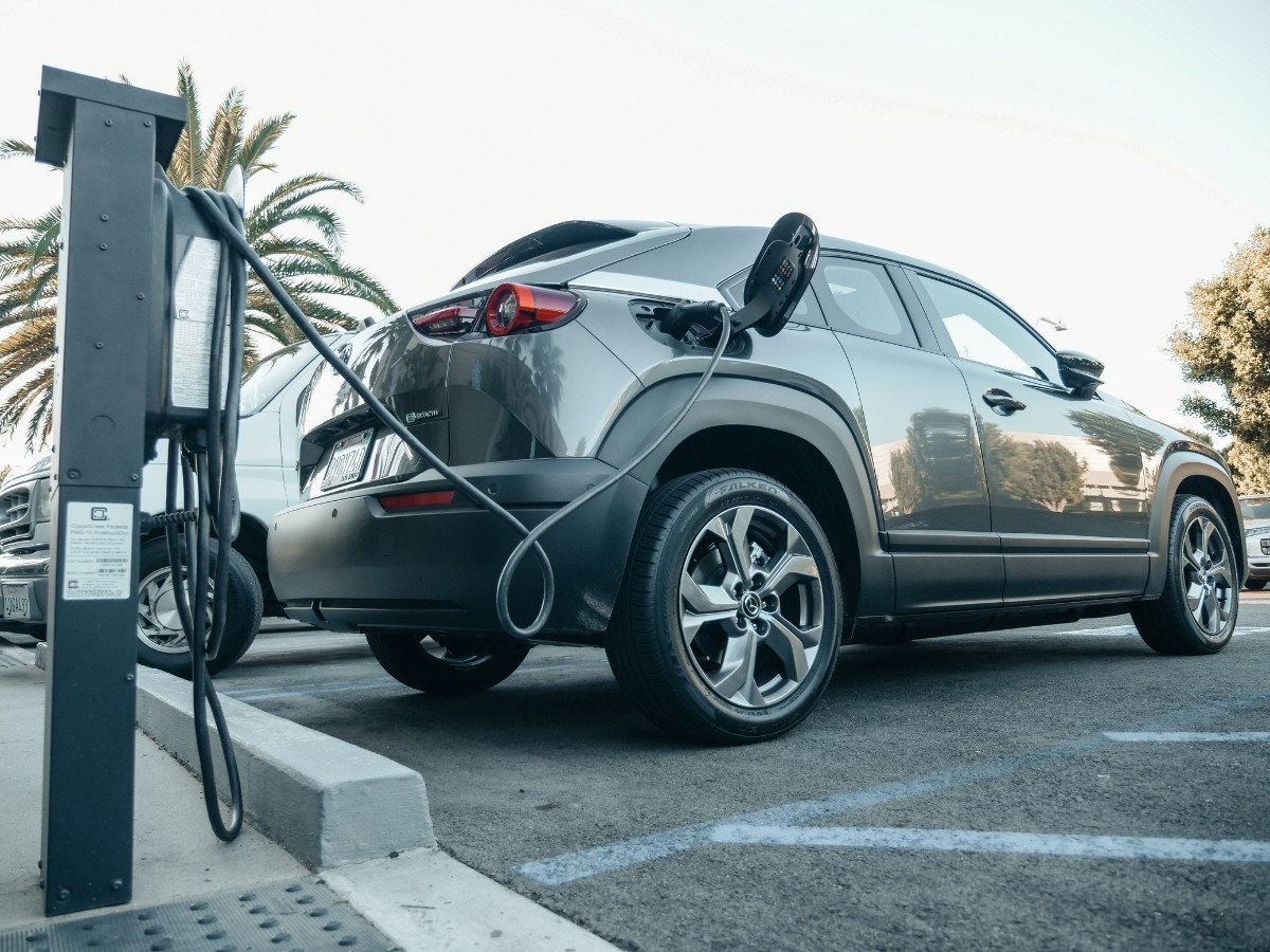 Everything You Need to Know About Installing an EV Charging Station at Home 1 EV Charger installation